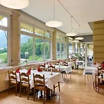 乌斯普纳森林酒店 酒店 2*