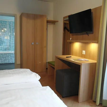 Waldhotel Unspunnen 2*